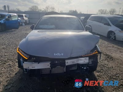 Piąte zdjęcie samochodu w środku: 2022 KIA K5 GT-LINE VIN:5XXG64J23NG143650 - miniatura