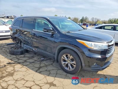 Czwarte zdjęcie samochodu z boku: 2015 TOYOTA HIGHLANDER XLE VIN:5TDJKRFH1FS217630 - miniatura