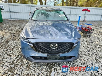 Piąte zdjęcie samochodu w środku: 2023 MAZDA CX-5 PREFERRED VIN:JM3KFBCM3P0245054 - miniatura