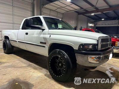 1998 DODGE RAM 2500 1B7KC236XWJ248013 - główne zdjęcie licytacji z USA - miniatura