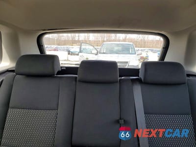 Zdjęcie 10 z 14 samochodu: 2011 VOLKSWAGEN TIGUAN S VIN:WVGBV7AX5BW522066 - miniatura