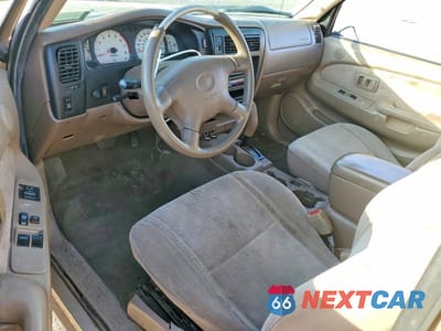 Zdjęcie 8 z 12 samochodu: 2003 TOYOTA TACOMA XTRACAB PRERUNNER VIN:5TESN92N43Z286947 - miniatura