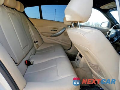 Zdjęcie 10 z 12 samochodu: 2013 BMW 328 I VIN:WBA3A5G57DNP20751 - miniatura