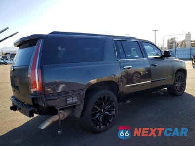 Trzecie zdjęcie samochodu z tyłu: 2018 CADILLAC ESCALADE ESV PREMIUM LUXURY VIN:1GYS4JKJ6JR292947 - miniatura