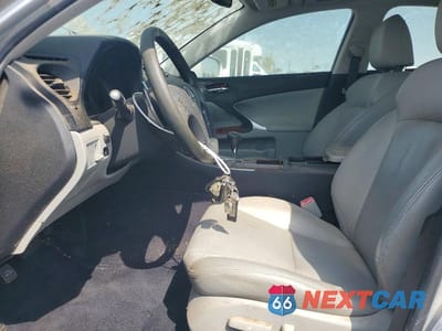 Zdjęcie 7 z 11 samochodu: 2008 LEXUS IS 250 VIN:JTHBK262485059878 - miniatura