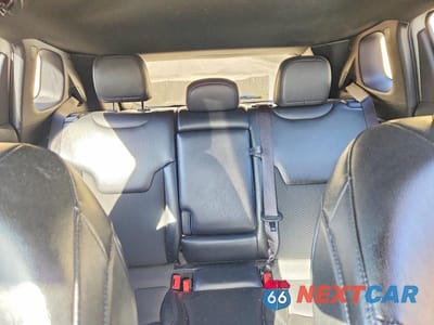 Zdjęcie 10 z 13 samochodu: 2023 JEEP COMPASS LATITUDE VIN:3C4NJDBN6PT553297 - miniatura