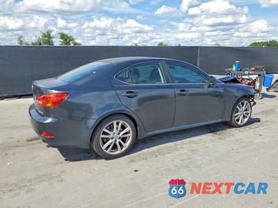 Trzecie zdjęcie samochodu z tyłu: 2006 LEXUS IS 350 VIN:JTHBE262165010710 - miniatura
