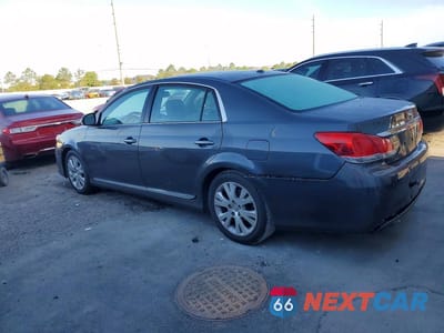 Drugie zdjęcie samochodu z przodu: 2011 TOYOTA AVALON BASE VIN:4T1BK3DB5BU391959 - miniatura