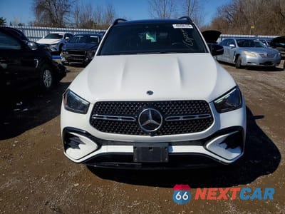 Piąte zdjęcie samochodu w środku: 2025 MERCEDES-BENZ GLE 450 4MATIC VIN:4JGFB5KB2SB338440 - miniatura