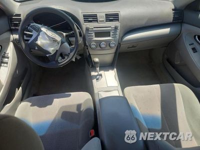 Zdjęcie 8 z 12 samochodu: 2020 TOYOTA CAMRY HYB LE VIN:4T1BF3EKXAU006915 - miniatura