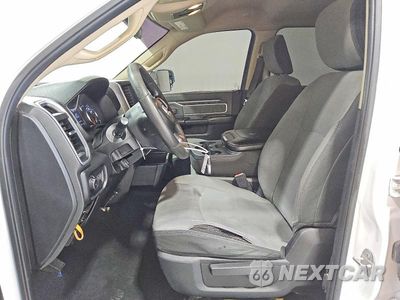 Zdjęcie 7 z 13 samochodu: 2020 RAM 2500 BIG HORN VIN:3C6UR5DJ1LG139844 - miniatura