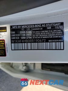 Zdjęcie 13 z 13 samochodu: 2024 MERCEDES-BENZ C 300 4MATIC VIN:W1KAF4HB0RR190672 - miniatura