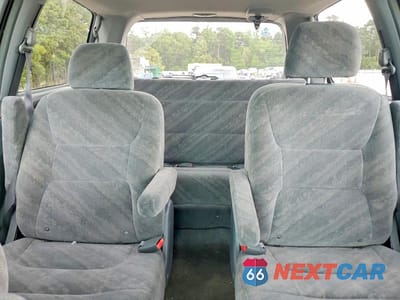 Zdjęcie 10 z 13 samochodu: 2004 HONDA ODYSSEY EX VIN:5FNRL18674B056361 - miniatura
