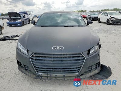 Piąte zdjęcie samochodu w środku: 2016 AUDI TT VIN:TRUC5AFV3G1001676 - miniatura