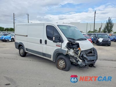 Czwarte zdjęcie samochodu z boku: 2015 RAM PROMASTER 1500 1500 STANDARD VIN:3C6TRVAG8FE520028 - miniatura