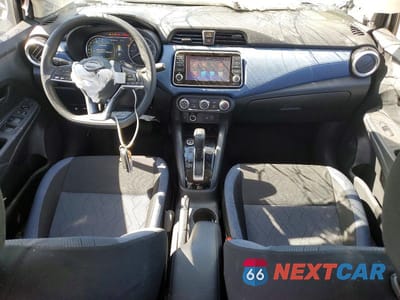 Zdjęcie 8 z 12 samochodu: 2025 NISSAN VERSA SV VIN:3N1CN8EV5SL887105 - miniatura