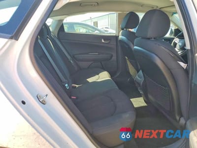 Zdjęcie 10 z 12 samochodu: 2020 KIA OPTIMA LX VIN:5XXGT4L33LG428490 - miniatura