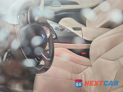 Zdjęcie 7 z 12 samochodu: 2016 BMW I8 VIN:WBY2Z2C54GV675895 - miniatura