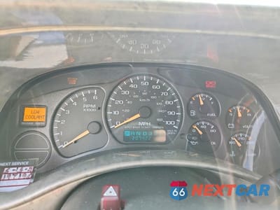 Zdjęcie 9 z 12 samochodu: 2002 GMC NEW SIERRA K1500 VIN:2GTEK19TX21297238 - miniatura