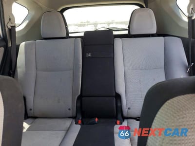 Zdjęcie 10 z 13 samochodu: 2018 TOYOTA RAV4 HYBRID LE VIN:JTMRJREV5JD213856 - miniatura