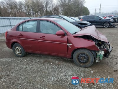 Czwarte zdjęcie samochodu z boku: 2007 HYUNDAI ACCENT GLS VIN:KMHCN45C27U073457 - miniatura