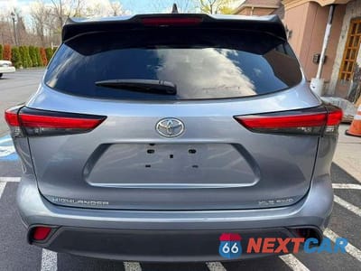 Zdjęcie 6 z 13 samochodu: 2021 TOYOTA HIGHLANDER XLE VIN:5TDGZRBH5MS105485 - miniatura
