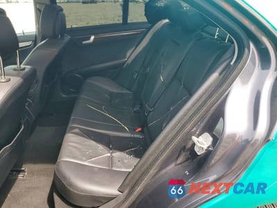 Zdjęcie 10 z 11 samochodu: 2013 MERCEDES-BENZ C 300 4MATIC VIN:WDDGF8AB9DR295960 - miniatura