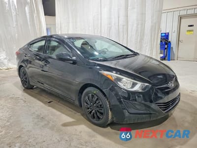 Czwarte zdjęcie samochodu z boku: 2016 HYUNDAI ELANTRA SE VIN:KMHDH4AEXGU641327 - miniatura