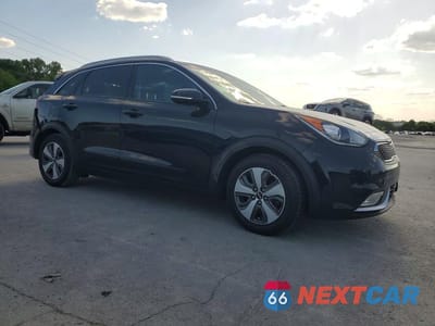 Czwarte zdjęcie samochodu z boku: 2019 KIA NIRO VIN:KNDCC3LC1K5300955 - miniatura