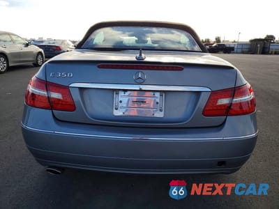 Zdjęcie 6 z 11 samochodu: 2012 MERCEDES-BENZ E 350 VIN:WDDKK5KF1CF144326 - miniatura