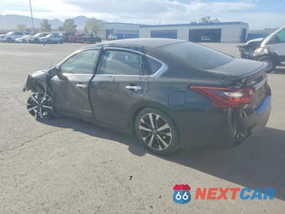 Drugie zdjęcie samochodu z przodu: 2017 NISSAN ALTIMA 2.5 SR VIN:1N4AL3AP4HC122725 - miniatura