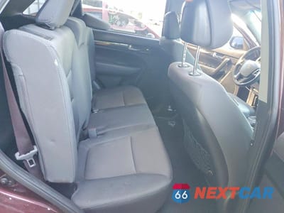 Zdjęcie 11 z 13 samochodu: 2013 KIA SORENTO LX VIN:5XYKT4A69DG351287 - miniatura