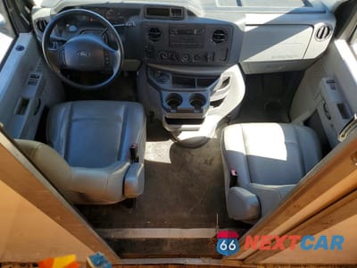 Zdjęcie 8 z 13 samochodu: 2010 FORD E350 DELIVERY TRUCK VIN:1FDSE3FL8ADB00155 - miniatura