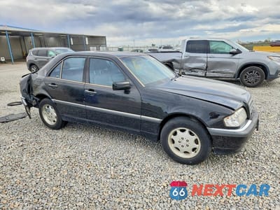 Czwarte zdjęcie samochodu z boku: 1998 MERCEDES-BENZ C 230 VIN:WDBHA23G8WA587294 - miniatura