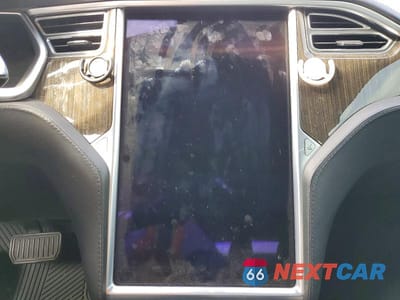 Zdjęcie 9 z 12 samochodu: 2013 TESLA MODEL S VIN:5YJSA1CN0DFP13944 - miniatura