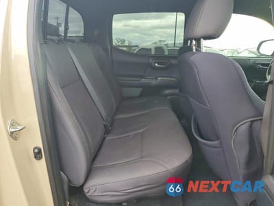Zdjęcie 10 z 13 samochodu: 2016 TOYOTA TACOMA SR V6 VIN:3TMCZ5AN0GM040144 - miniatura