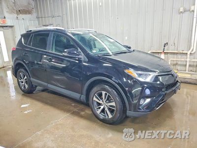 Czwarte zdjęcie samochodu z boku: 2018 TOYOTA RAV4 XLE VIN:2T3RFREV9JW842525 - miniatura