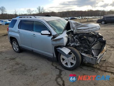 Czwarte zdjęcie samochodu z boku: 2010 GMC TERRAIN SLT VIN:2CTFLJEY8A6368266 - miniatura