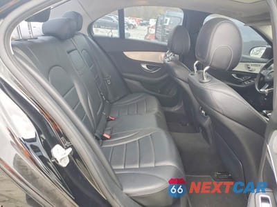 Zdjęcie 10 z 12 samochodu: 2016 MERCEDES-BENZ C 300 4MATIC VIN:55SWF4KB1GU111455 - miniatura