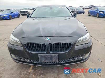 Piąte zdjęcie samochodu w środku: 2011 BMW 528 I VIN:WBAFR1C55BC745533 - miniatura