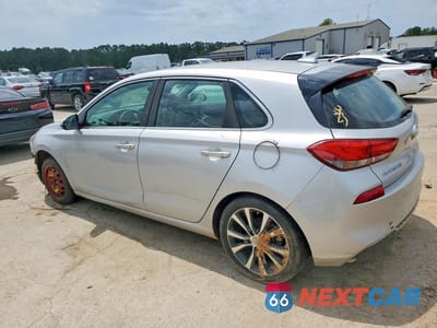 Drugie zdjęcie samochodu z przodu: 2018 HYUNDAI ELANTRA GT BASE VIN:KMHH35LE6JU018166 - miniatura