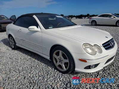Czwarte zdjęcie samochodu z boku: 2006 MERCEDES-BENZ CLK 500 VIN:WDBTK75G26T058431 - miniatura