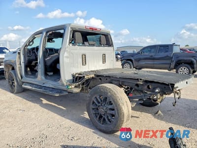 Drugie zdjęcie samochodu z przodu: 2025 CHEVROLET SILVERADO K2500 CUSTOM VIN:2GC4KMEY2S1186343 - miniatura