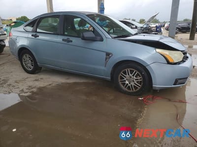Czwarte zdjęcie samochodu z boku: 2008 FORD FOCUS SE VIN:1FAHP35N08W147289 - miniatura