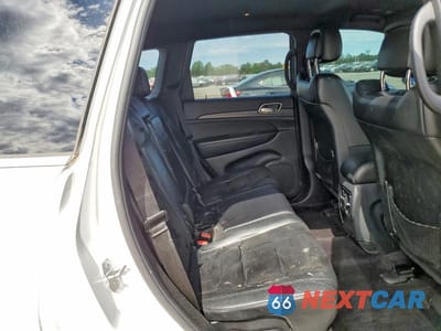 Zdjęcie 11 z 13 samochodu: 2018 JEEP GRAND CHEROKEE LAREDO VIN:1C4RJFAG0JC303489 - miniatura
