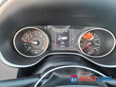 Zdjęcie 9 z 11 samochodu: 2019 JEEP COMPASS SPORT VIN:3C4NJCAB3KT636602 - miniatura