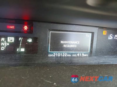 Zdjęcie 9 z 12 samochodu: 2015 TOYOTA PRIUS V THREE VIN:JTDZN3EU9FJ018487 - miniatura