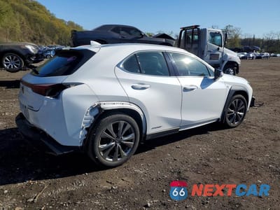 Trzecie zdjęcie samochodu z tyłu: 2021 LEXUS UX 250H VIN:JTHR9JBH9M2040723 - miniatura