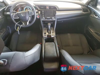 Zdjęcie 8 z 11 samochodu: 2017 HONDA CIVIC EX VIN:2HGFC2F7XHH555886 - miniatura