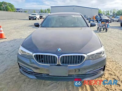 Piąte zdjęcie samochodu w środku: 2017 BMW 530 XI VIN:WBAJA7C31HWA70695 - miniatura